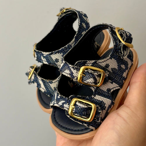 Baby Di-or