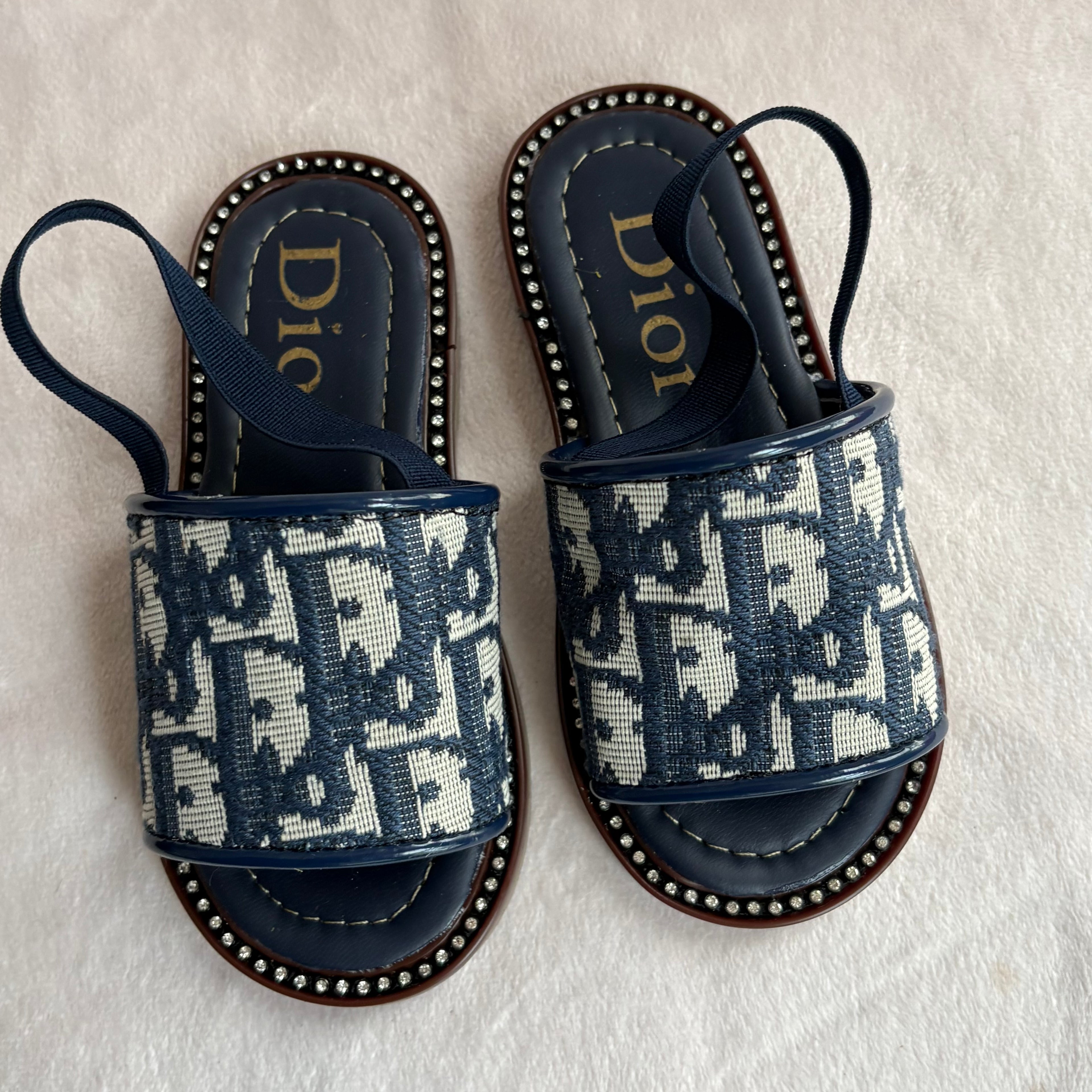 Flat Dior
