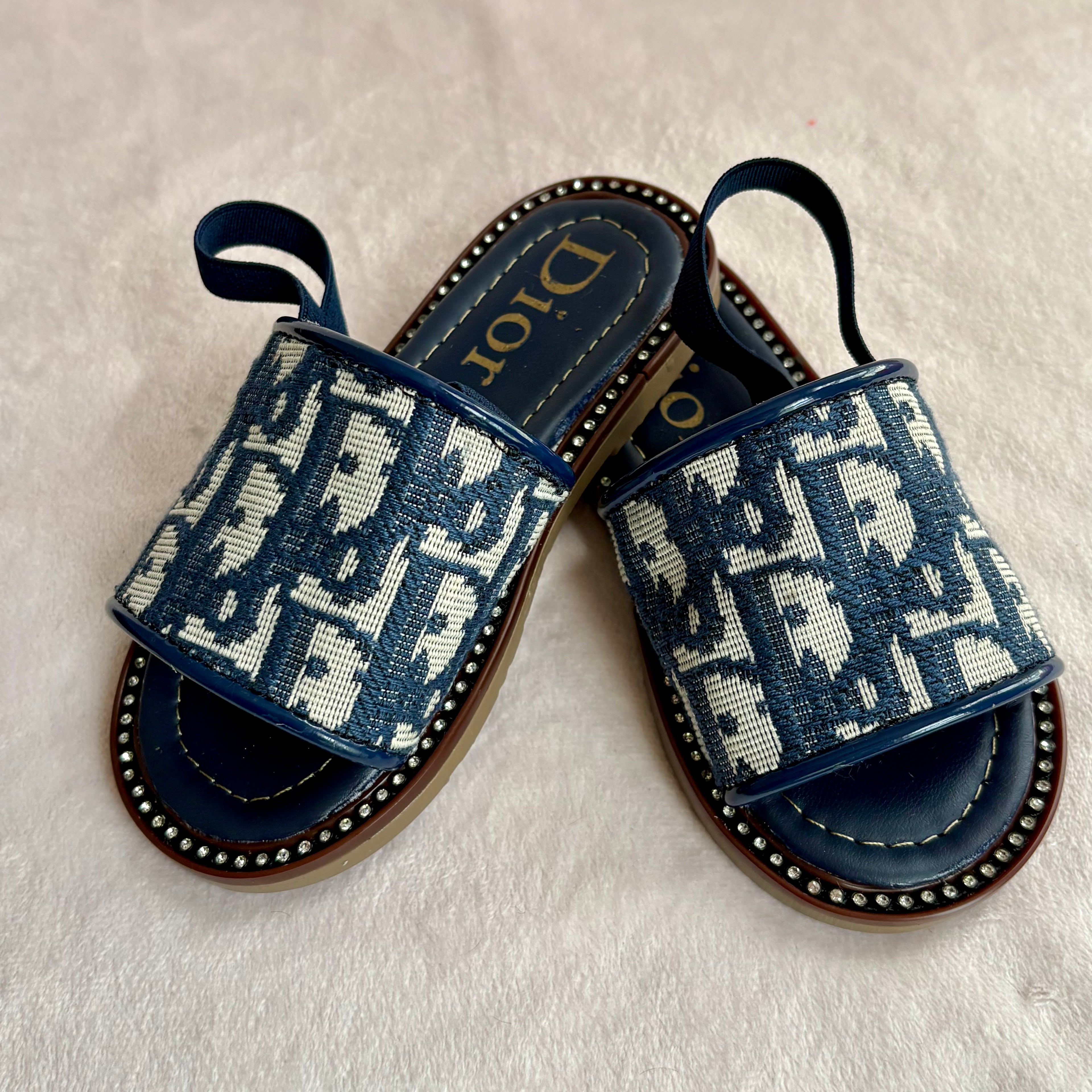 Flat Dior